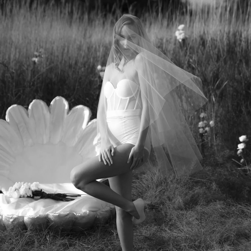 Jane Rhyan Fingertip Veil with Blusher